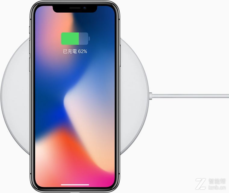 颠覆常识的手机魔术背后的真相 苹果的魔幻操控有望改玩iPhone“无线”充电